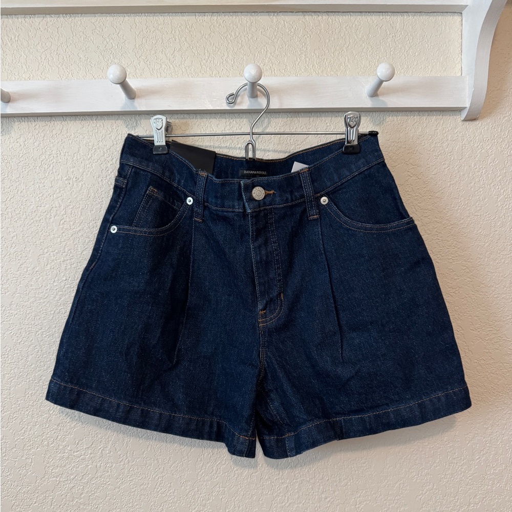 NWT Banana Republic pleated denim shorts 4